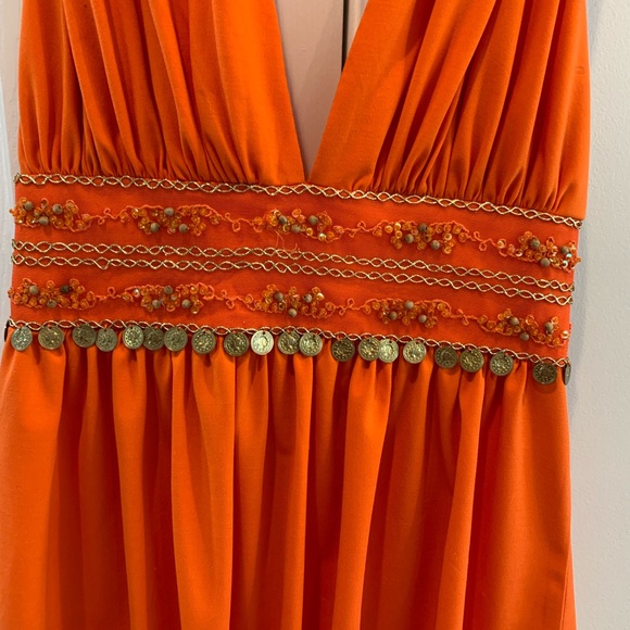 Orange Halter Top Beading & Gold Detail Vols! Sz M - Picture 2 of 5